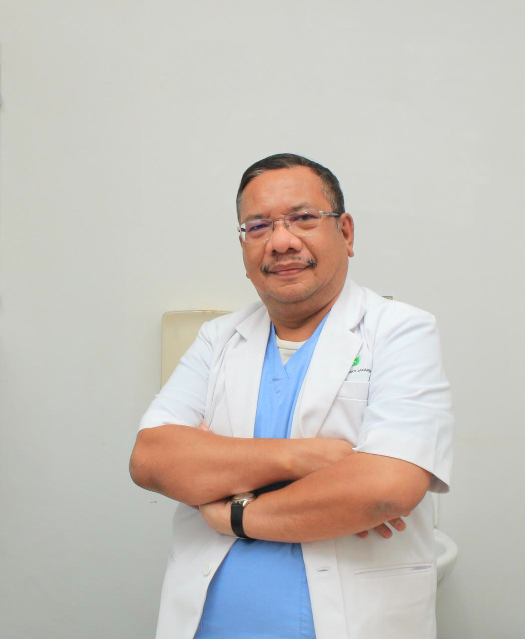 Dr. Binsar Ompusunggu